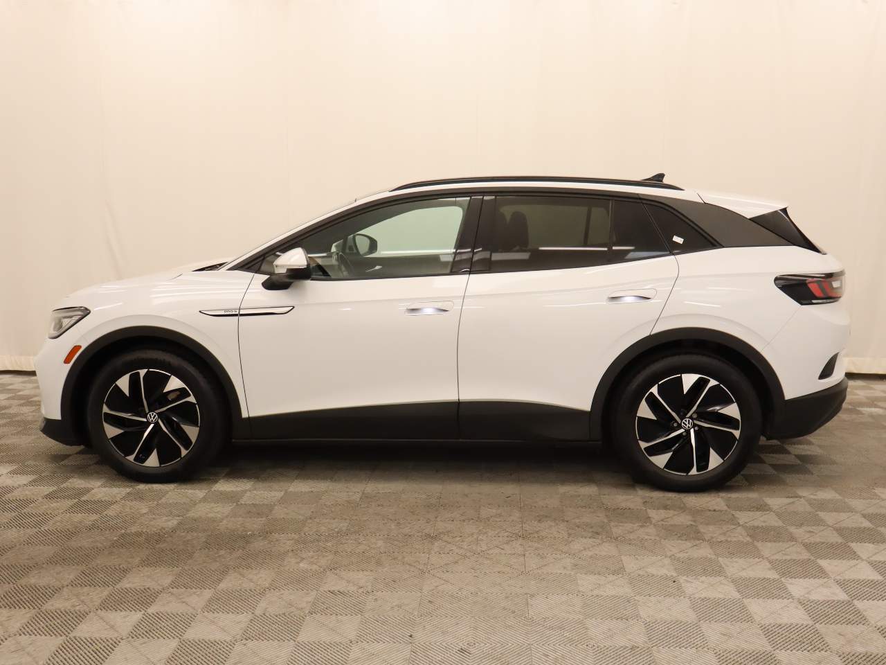 Used 2021 Volkswagen ID.4 PRO S with VIN WVGTMPE27MP048589 for sale in Scottsdale, AZ