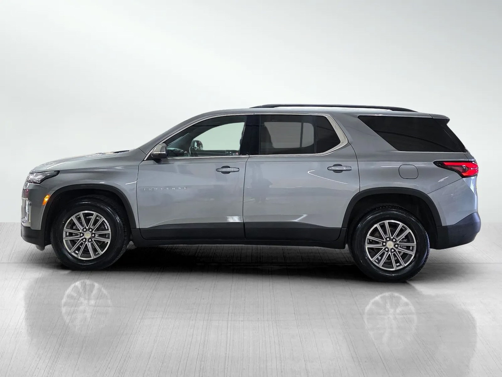 2023 Chevrolet Traverse photo 3