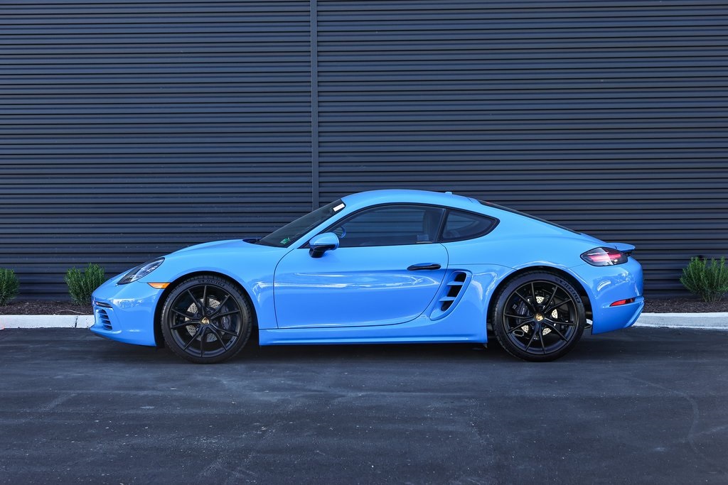 2025 Porsche Cayman photo 2