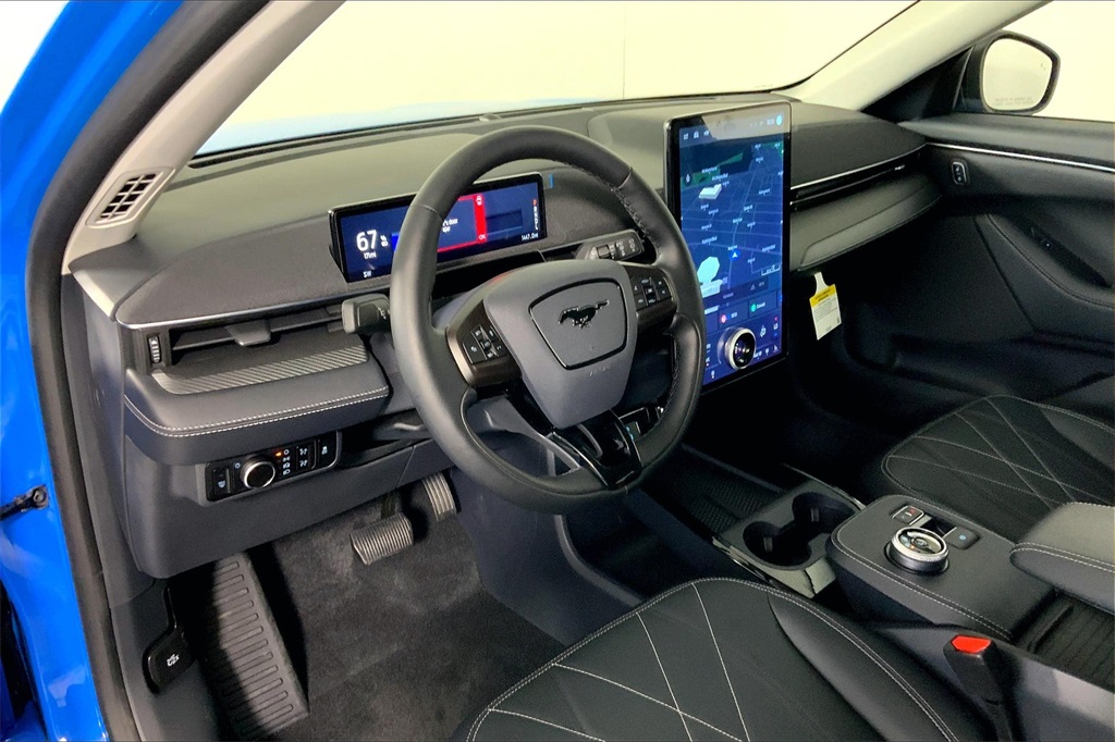 2024 Ford Mustang Mach-E Select photo 13
