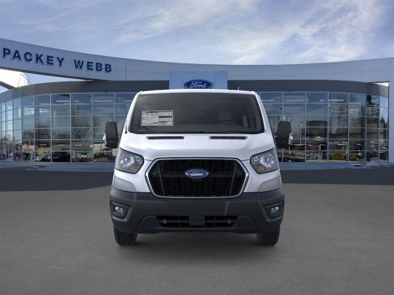 2025 Ford Transit photo 4