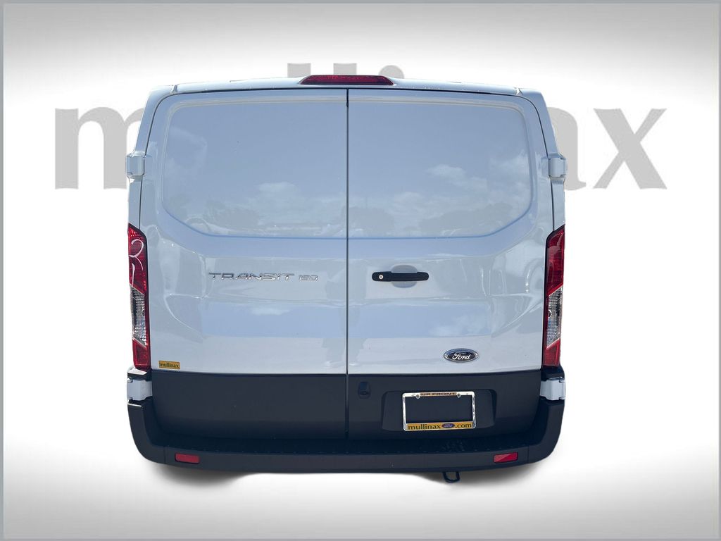 2025 Ford Transit photo 9