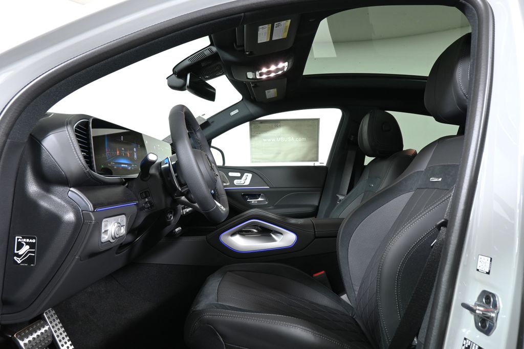 2025 Mercedes Benz GLE AMG 53 photo 2