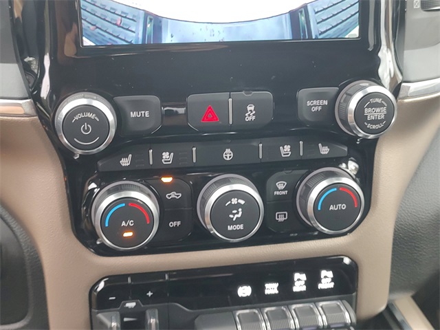 2019 Ram 2500 Laramie photo 14