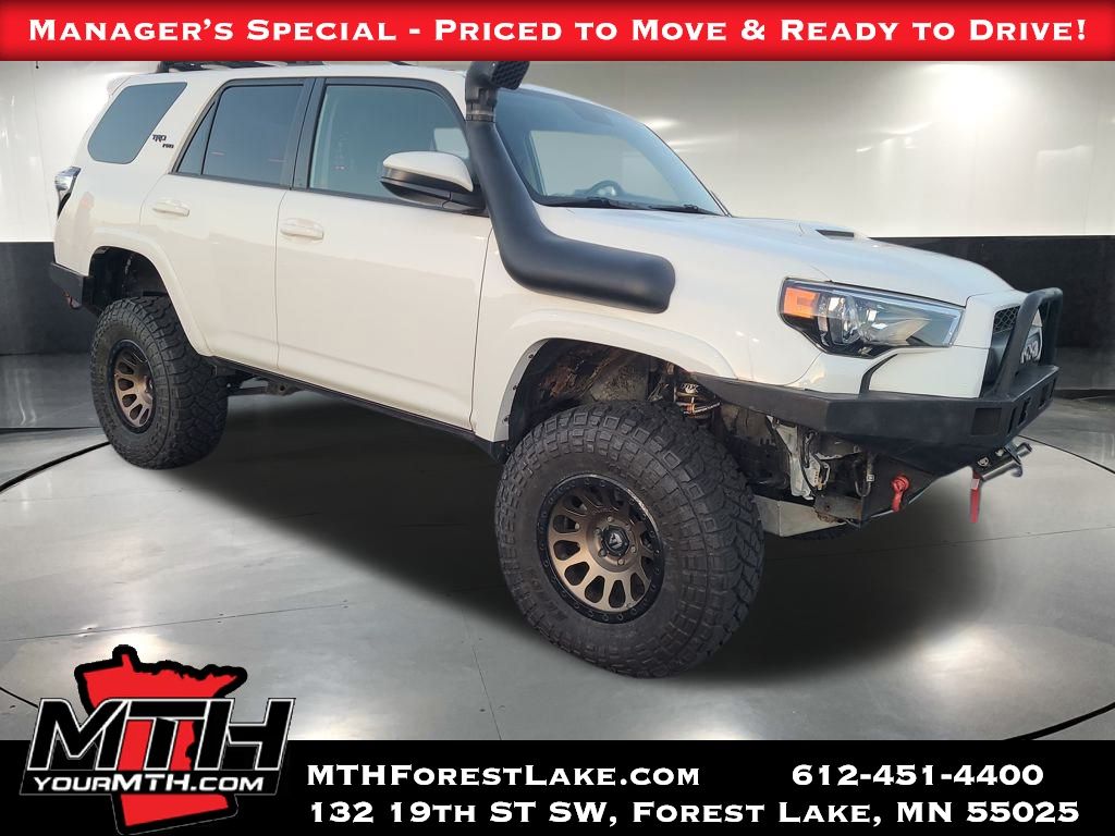 2019 Toyota 4Runner TRD Off-Road's photo