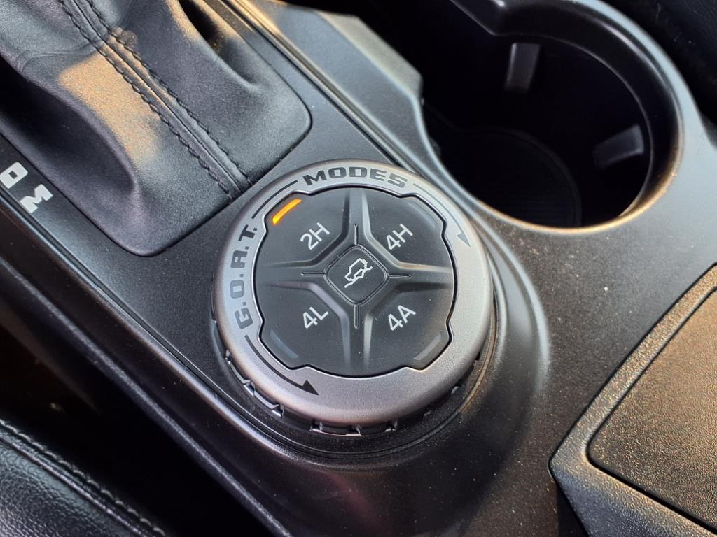 2021 Ford Bronco First Edition photo 14