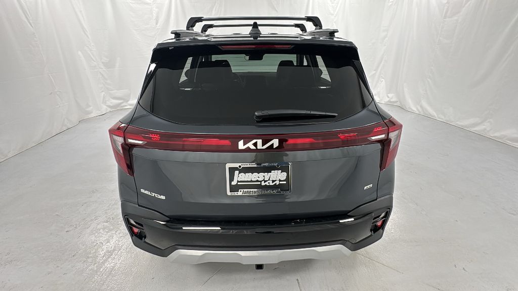 2026 Kia Seltos SX photo 4