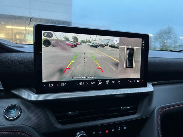 2025 Ford Explorer ST-Line photo 23