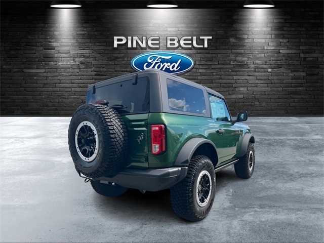 2024 Ford Bronco Black Diamond photo 3
