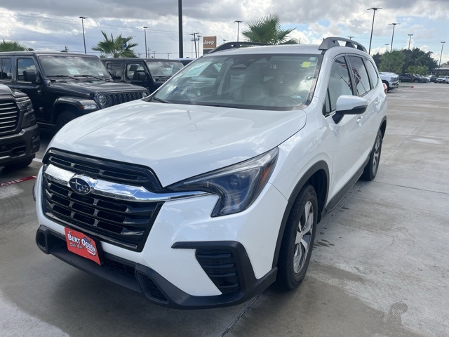 2023 Subaru Ascent Premium photo 3