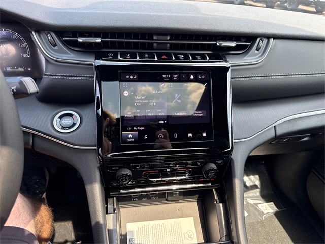 2025 Jeep Grand Cherokee Altitude X photo 20