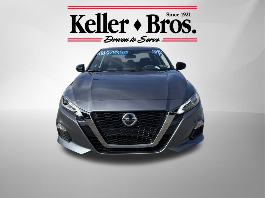 2022 Nissan Altima 2.5 SR photo 2