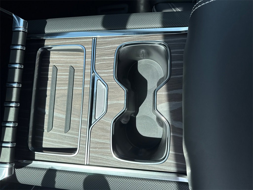 2025 Gmc Sierra EV Denali photo 25