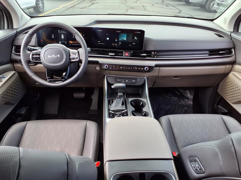 2026 Kia Carnival EX photo 5
