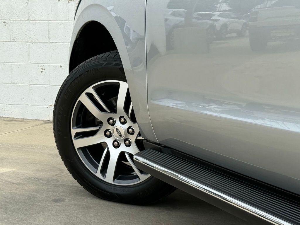 2023 Ford Expedition MAX Limited photo 20