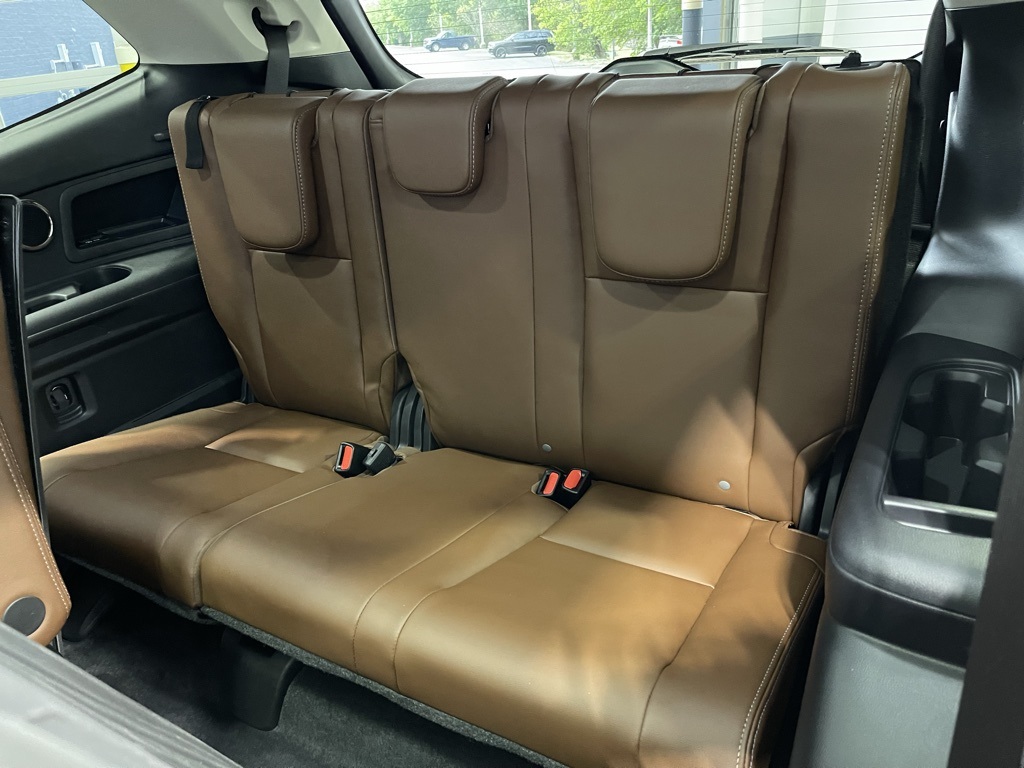 2023 Subaru Ascent Touring photo 18