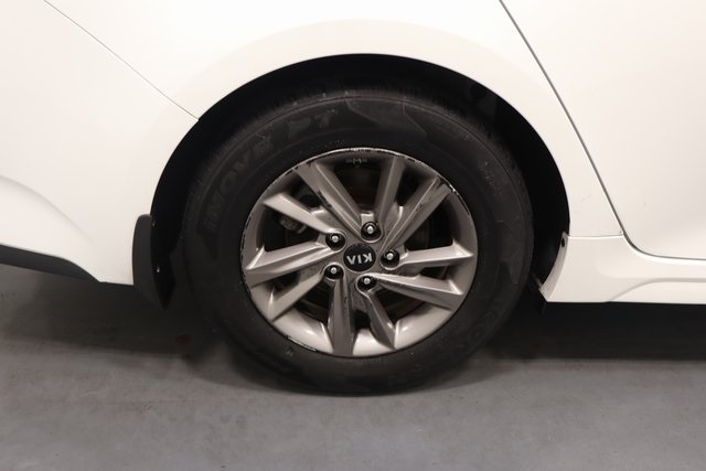 2020 Kia Optima LX photo 23