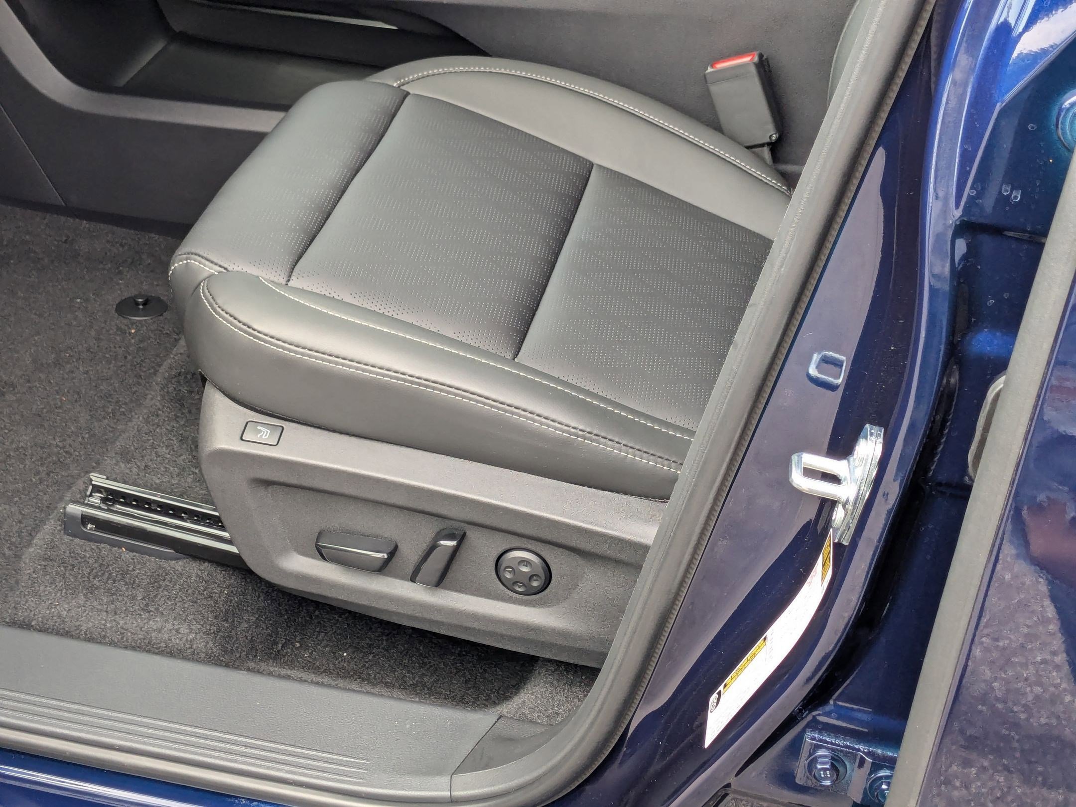 2025 Nissan Murano Platinum photo 3