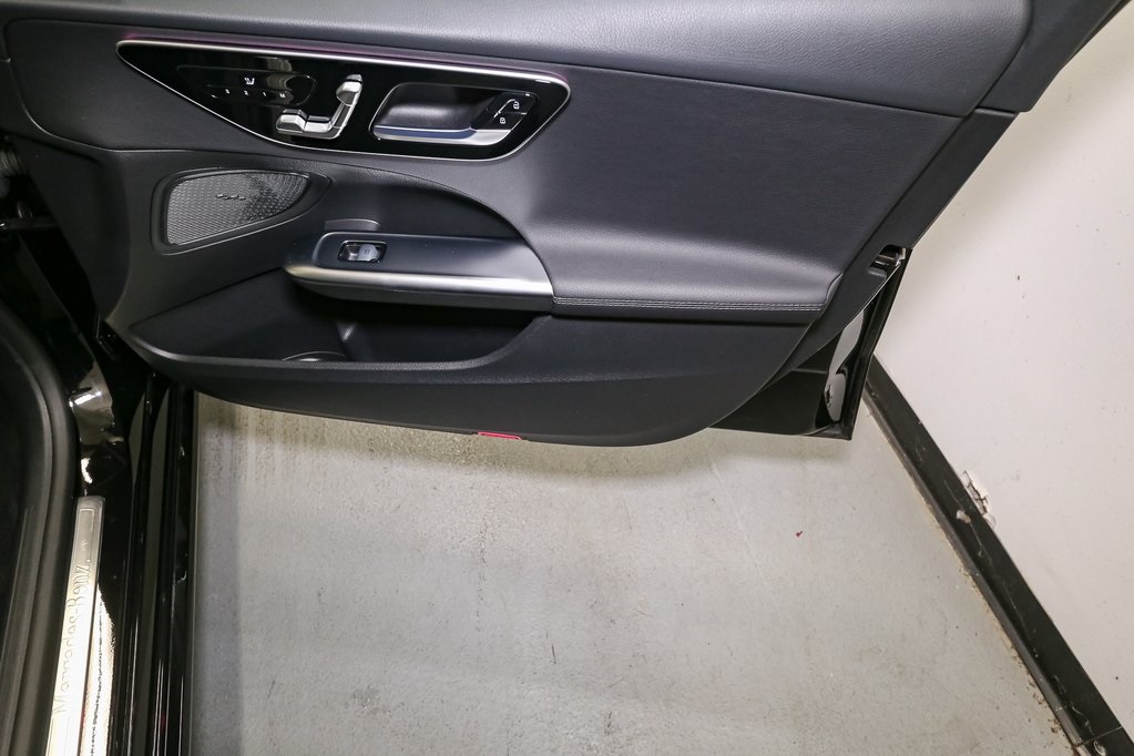 2025 Mercedes Benz C 300 4MATIC photo 21