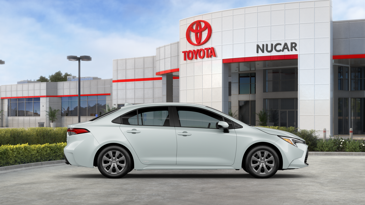 2025 Toyota Corolla Hybrid LE photo 10