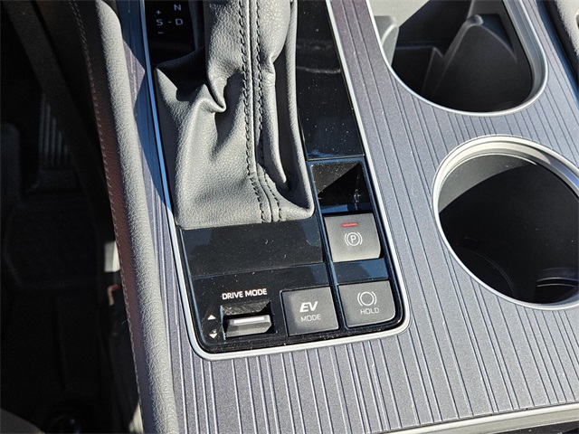 2025 Toyota Sienna XLE photo 22