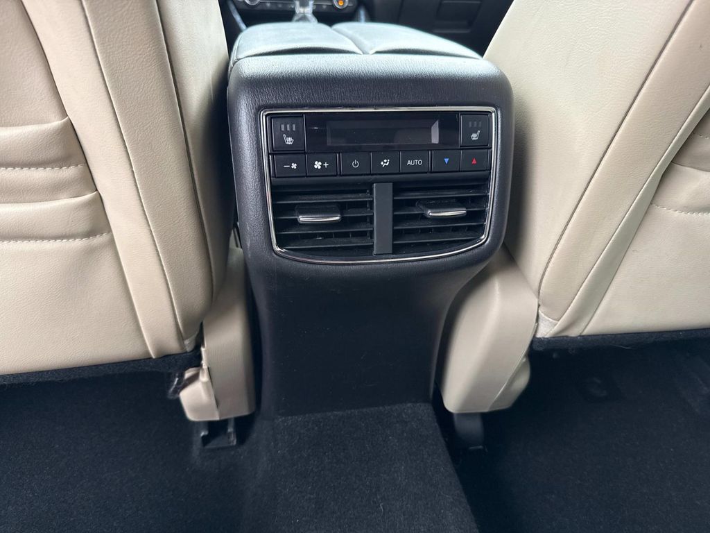 2019 Mazda CX-9 Grand Touring photo 16