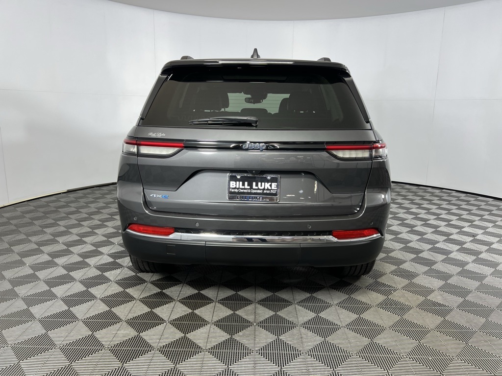 2023 Jeep Cherokee 4xe photo 5
