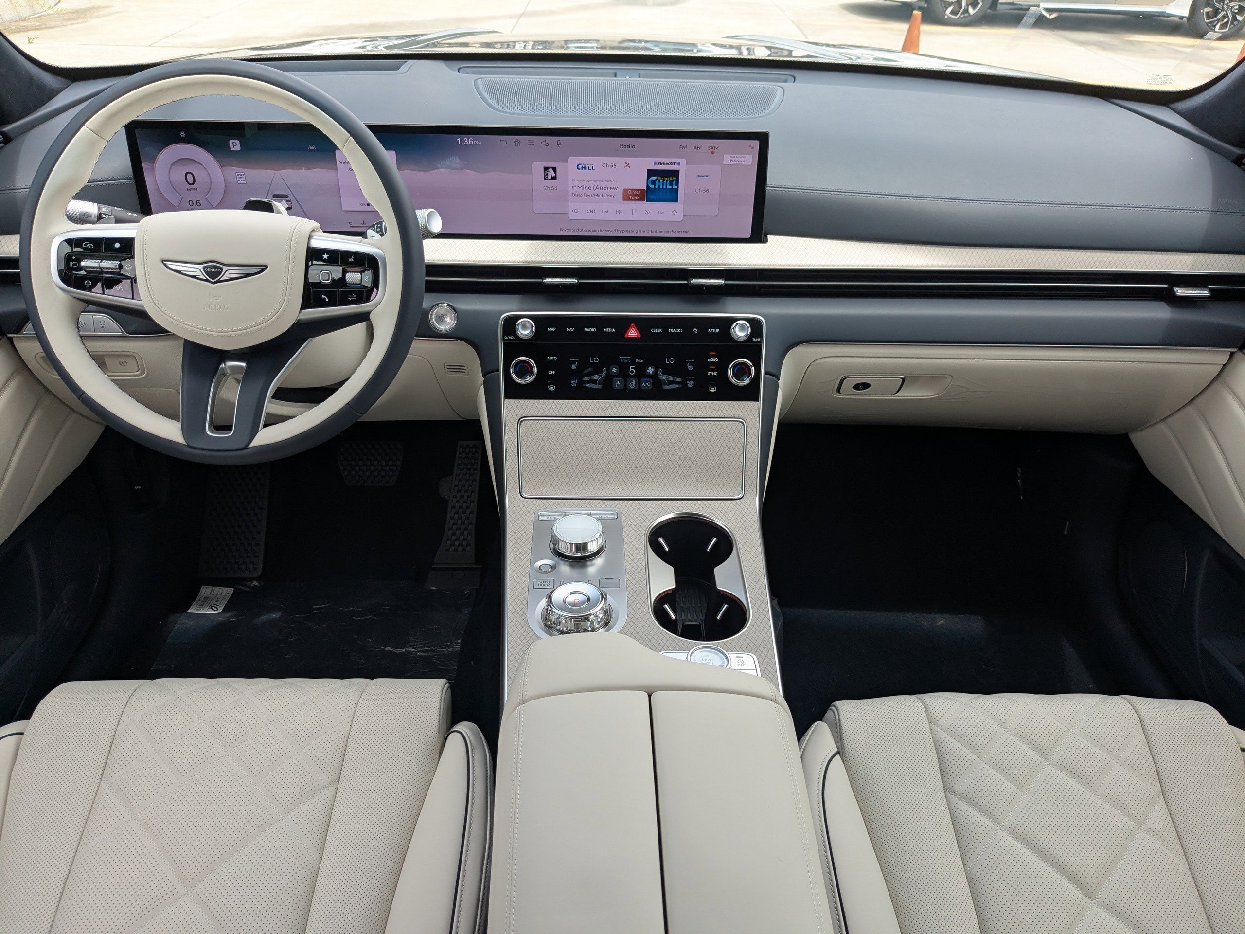 2025 Genesis GV80 3.5T Prestige photo 9