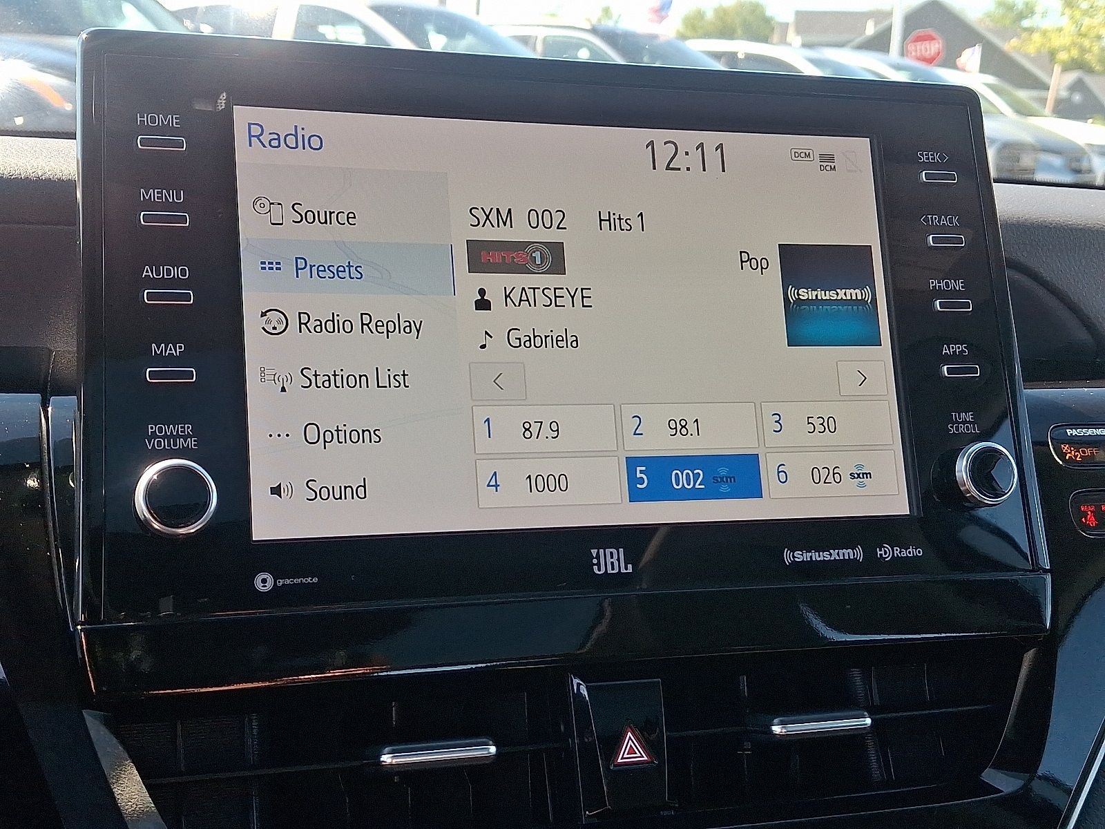 2023 Toyota Camry XLE photo 17