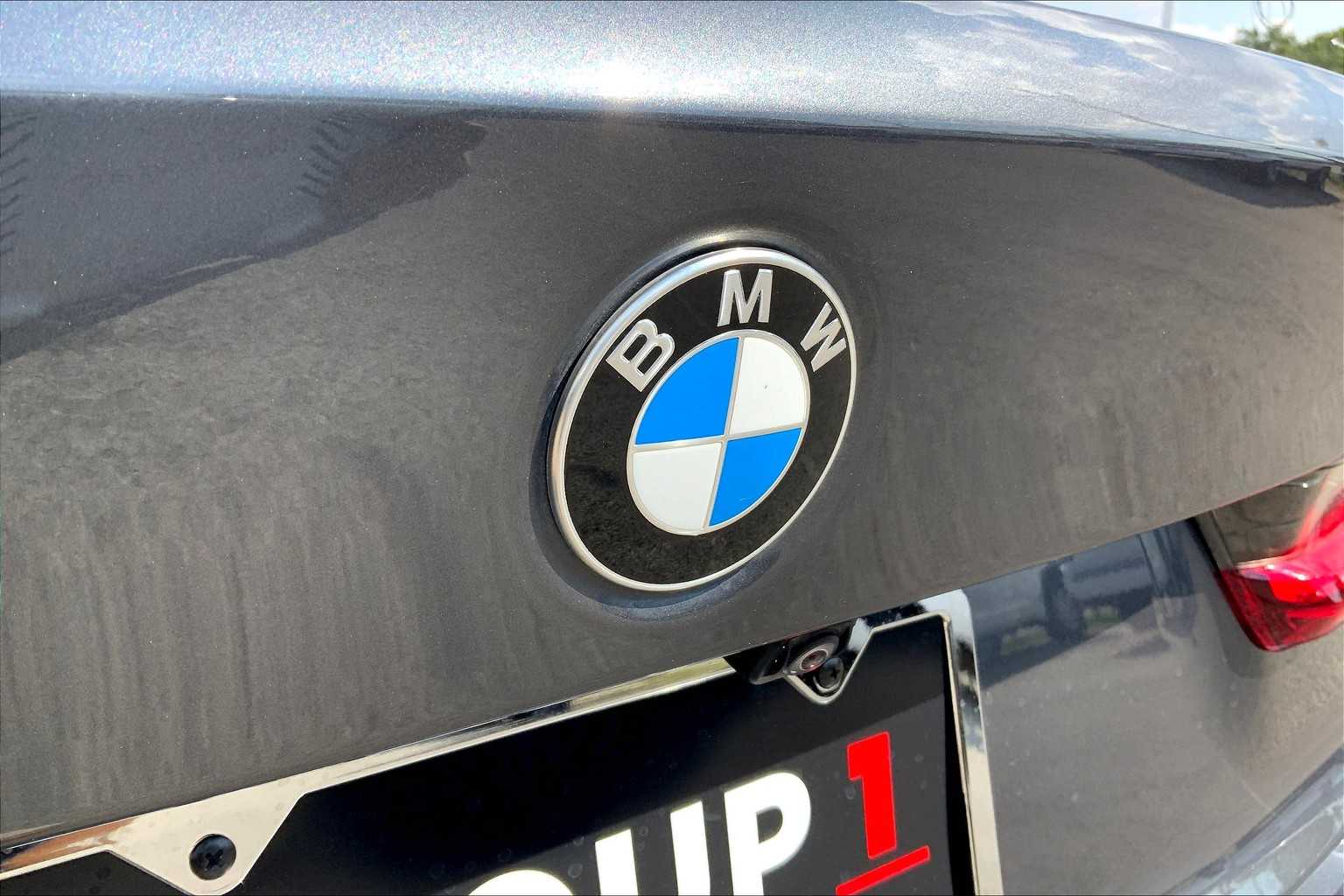 2022 Bmw 330i photo 9