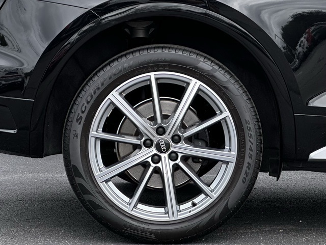 2022 Audi SQ5 Premium Plus photo 18
