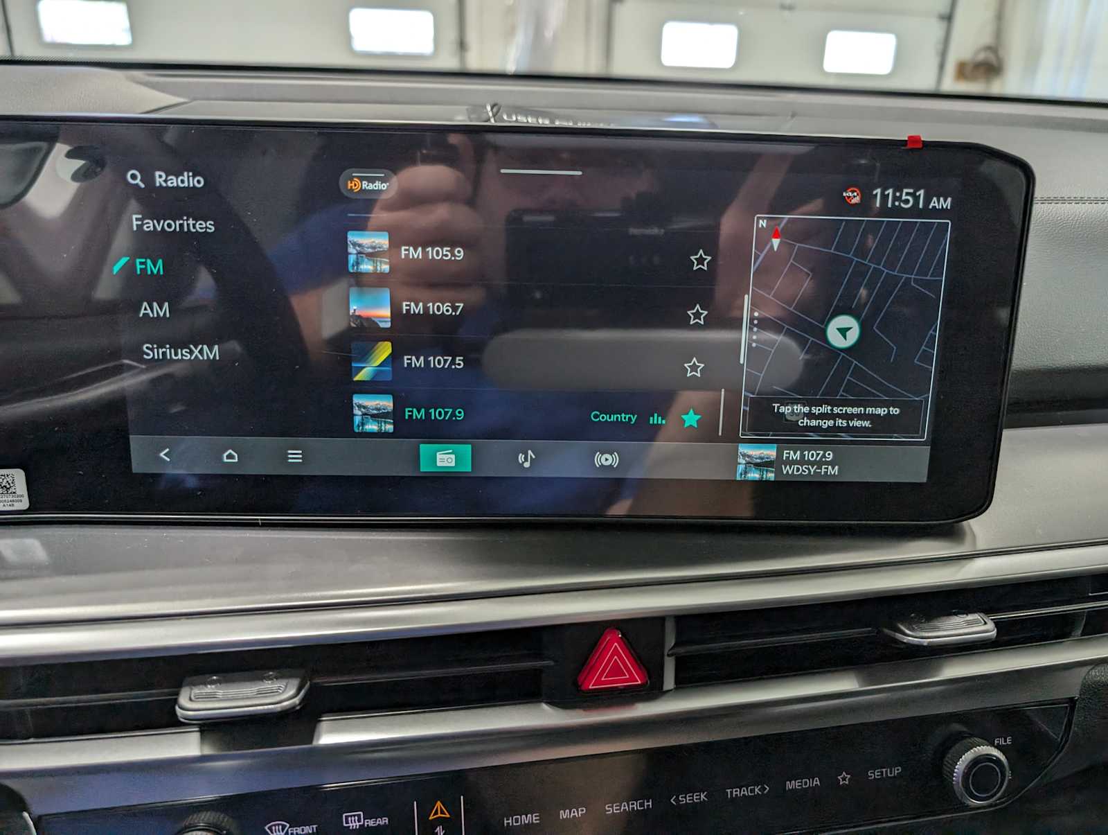 2026 Kia Sorento EX photo 21