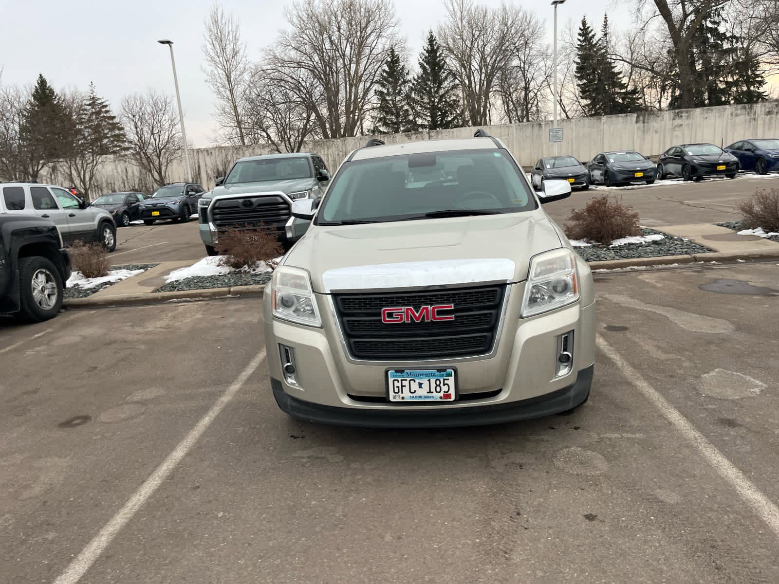 Used 2015 GMC Terrain SLE-2 with VIN 2GKFLWE35F6323519 for sale in Golden Valley, MN