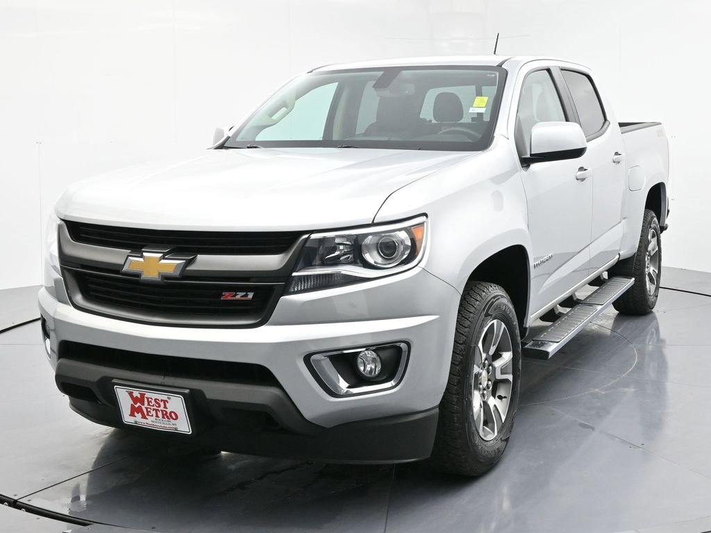 Used 2020 Chevrolet Colorado Z71 with VIN 1GCGTDEN4L1206938 for sale in Monticello, Minnesota