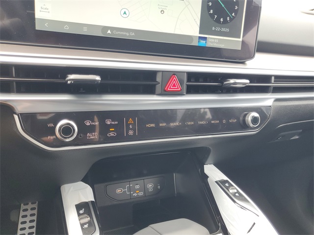 2026 Kia Sorento SX photo 22