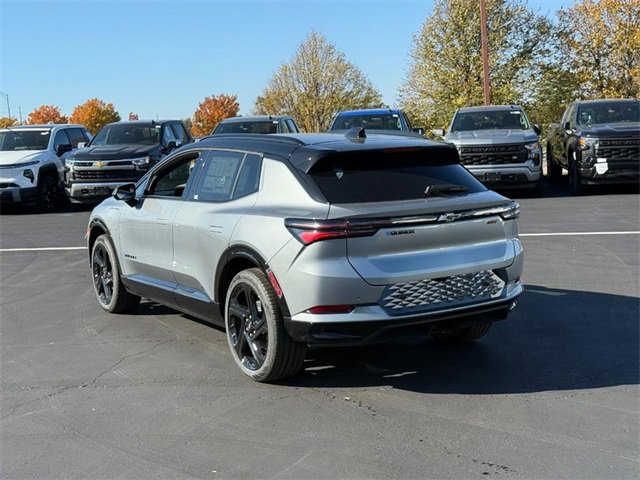 2026 Chevrolet Equinox EV 3RS photo 2