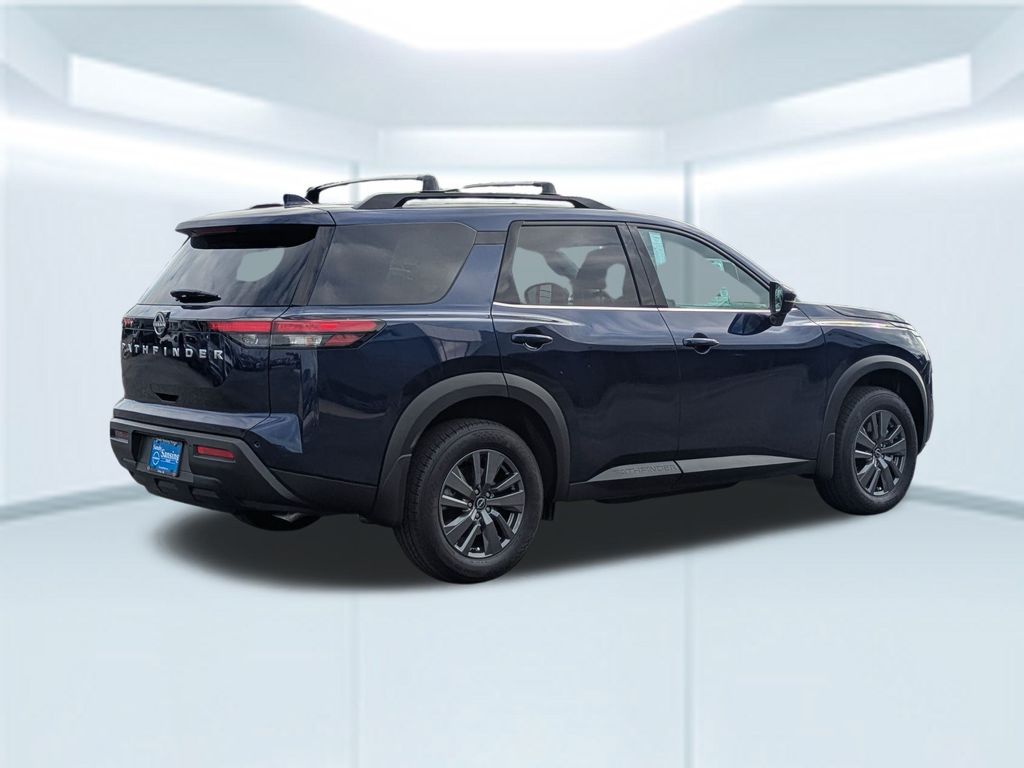 2025 Nissan Pathfinder SV photo 4