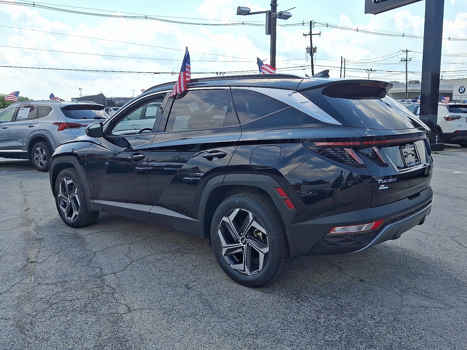 2022 Hyundai Tucson Hybrid Limited Sport photo 2