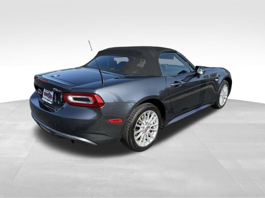 Pre Owned 2017 FIAT 124 Spider - 3ac98e549b20ab1d84fa36018650d1d9