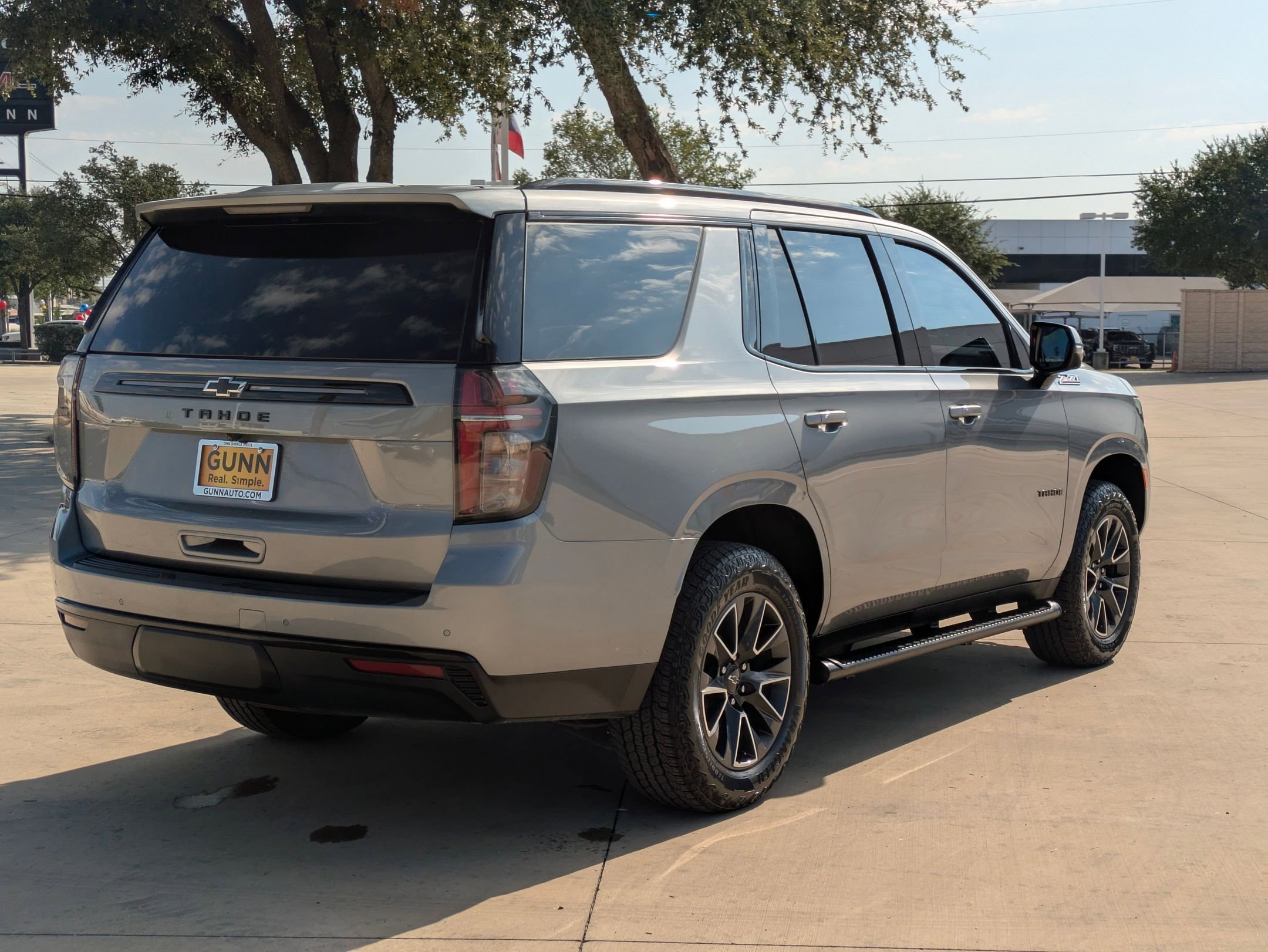 2023 Chevrolet Tahoe Z71 photo 7