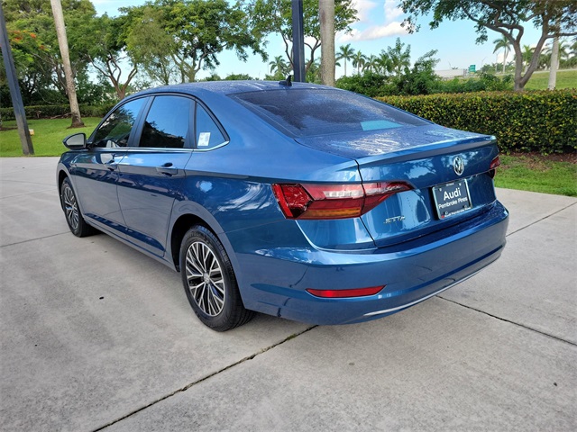 2019 Volkswagen Jetta SEL photo 6