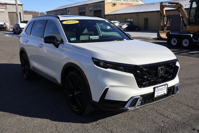 2025 Honda CR-V Sport Touring's photo