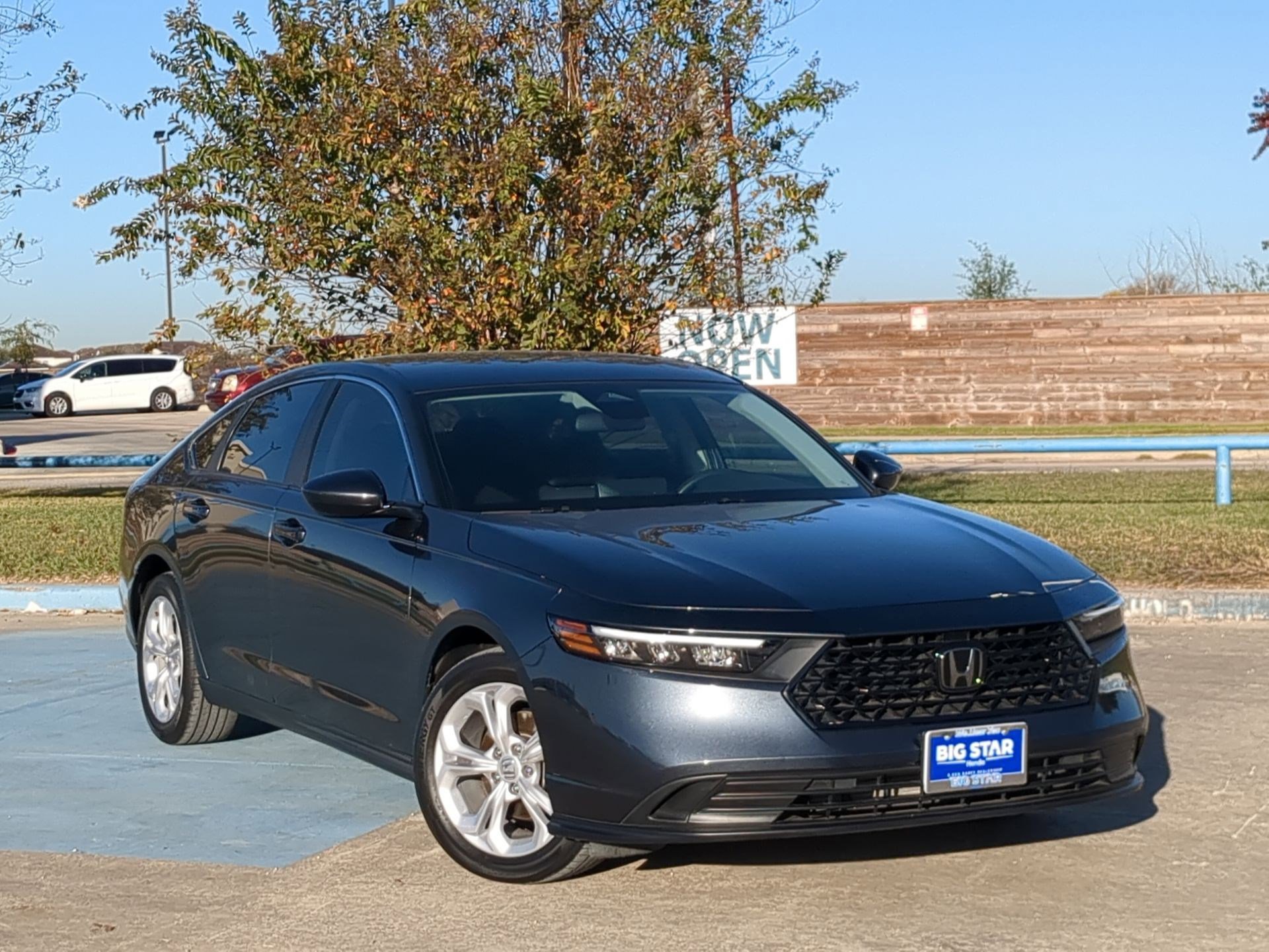 2024 Honda Accord LX's photo