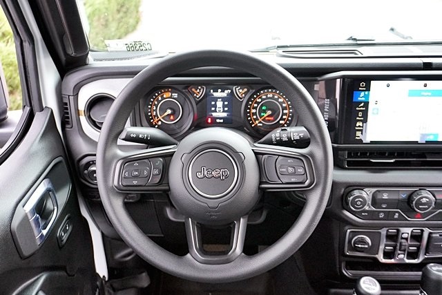 New 2026 Bright White Clear-Coat Exterior Paint Jeep Sport image 24