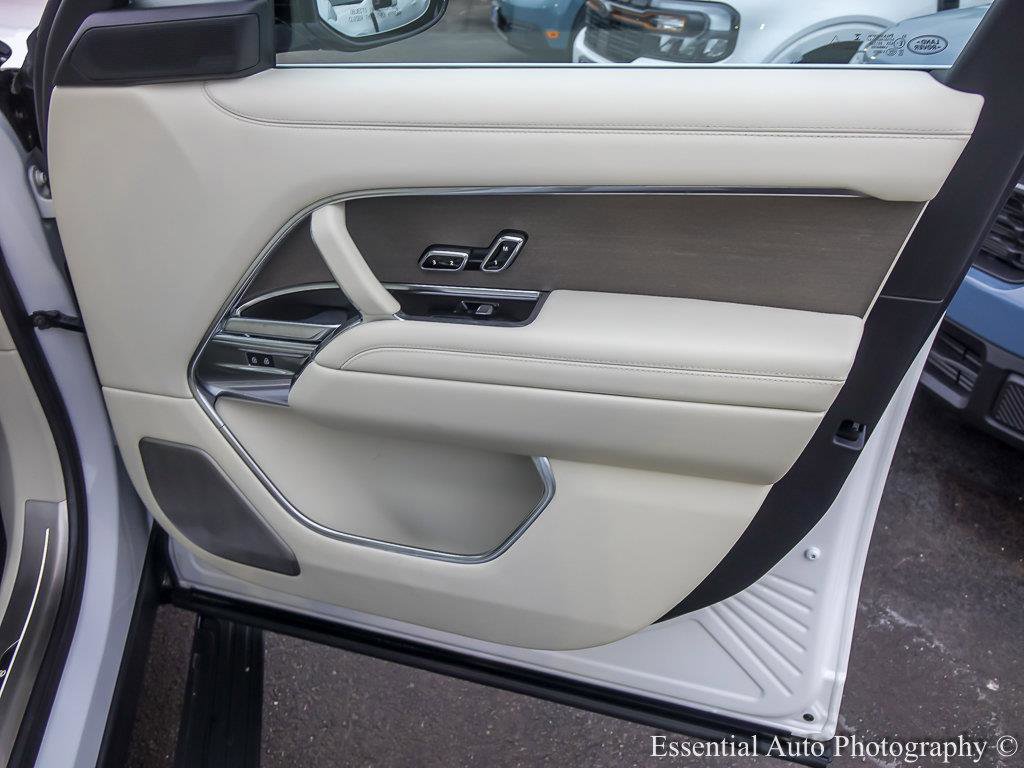 2025 LAND ROVER RANGE ROVER - Image 45