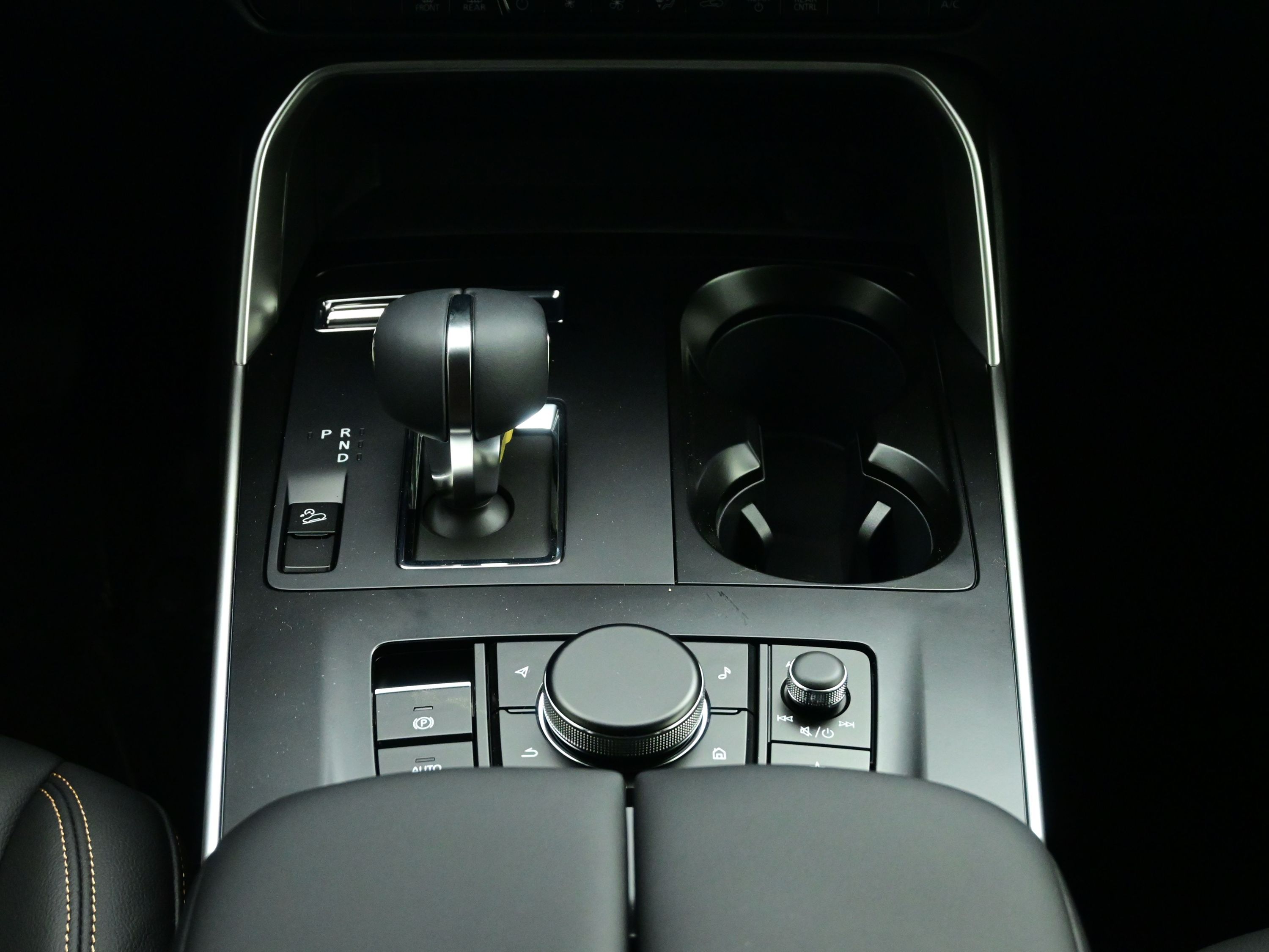 2025 Mazda CX-90 3.3 Turbo Select photo 10
