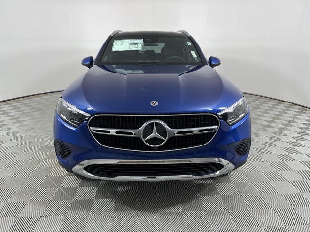 2025 Mercedes Benz GLC 300 4MATIC photo 2
