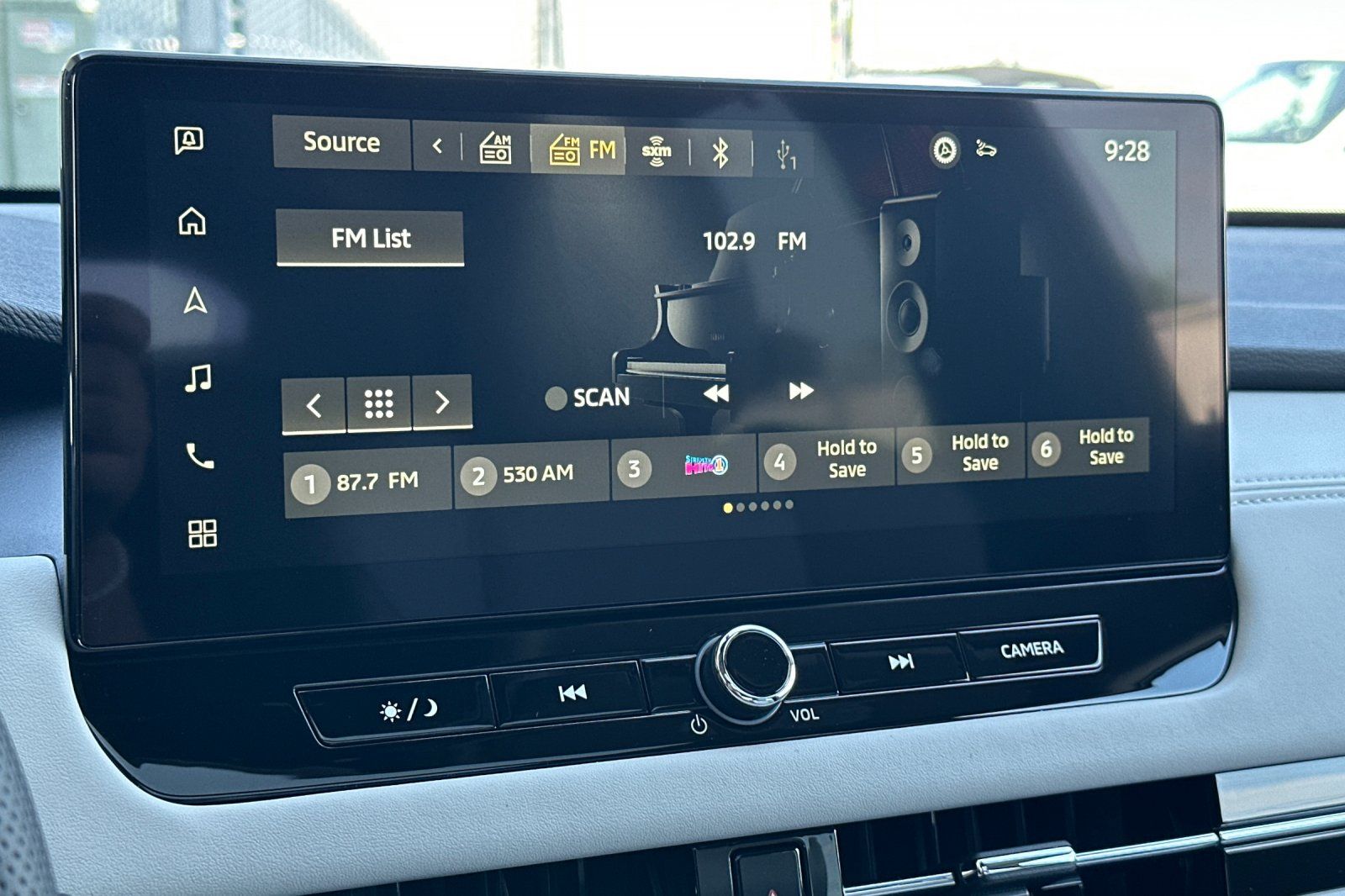 2025 Mitsubishi Outlander SEL photo 16