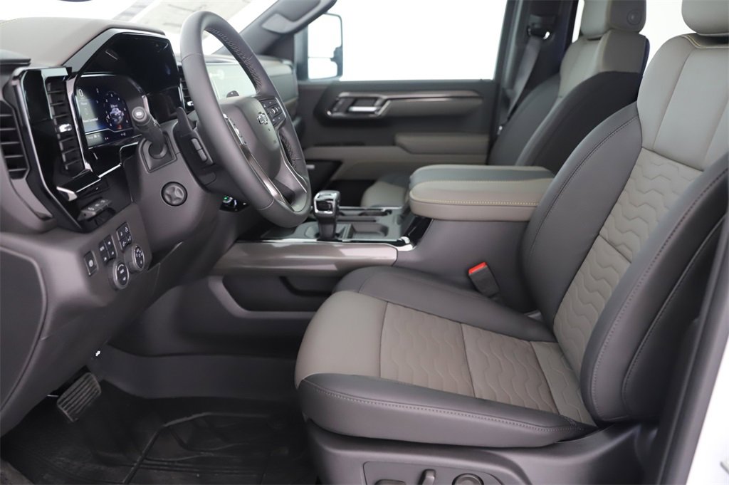 2024 Chevrolet Silverado 1500 photo 17
