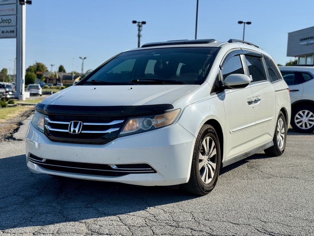 2015 Honda Odyssey EX-L photo 2